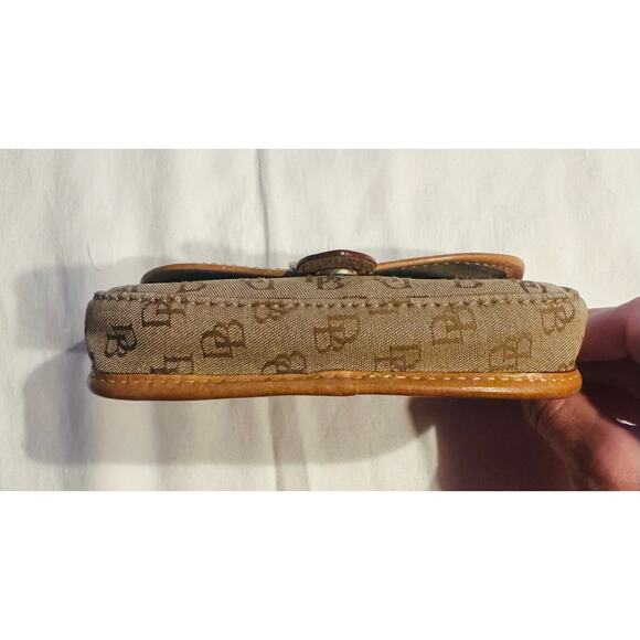 DOONEY & BOURKE D&B Beige Jacquard w/ Leather Wristlet designer luxury classic - Picture 6 of 9